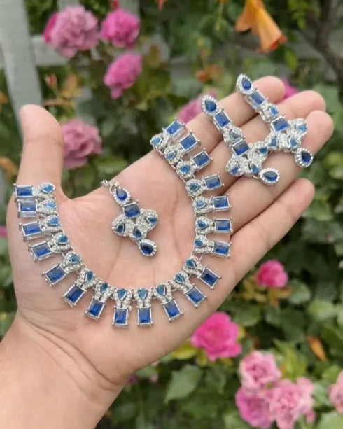 Zircon Lustre Set